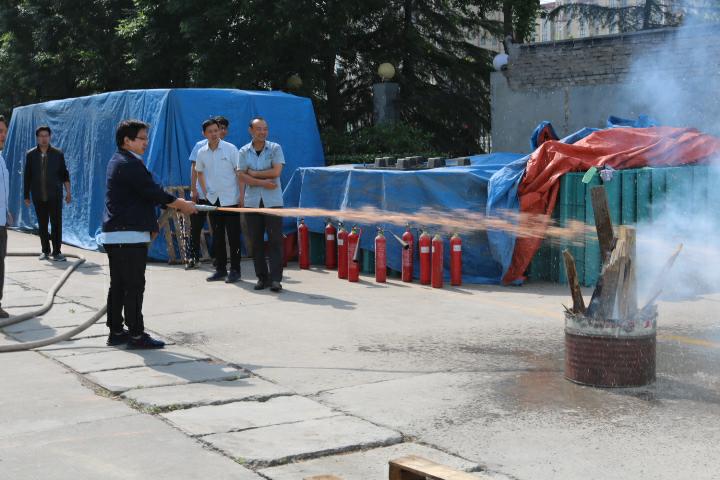 強(qiáng)化消防宣傳，普及消防知識(shí)