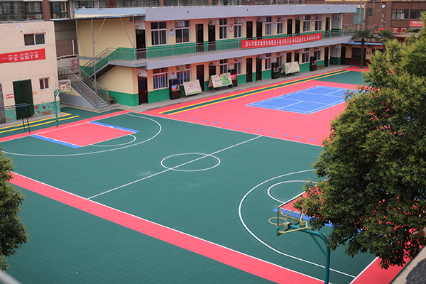 如何避免懸浮地板出現(xiàn)移位情況？